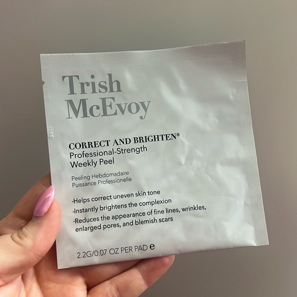 Trish McEvoy Weekly Peel - Picture 1 of 2
